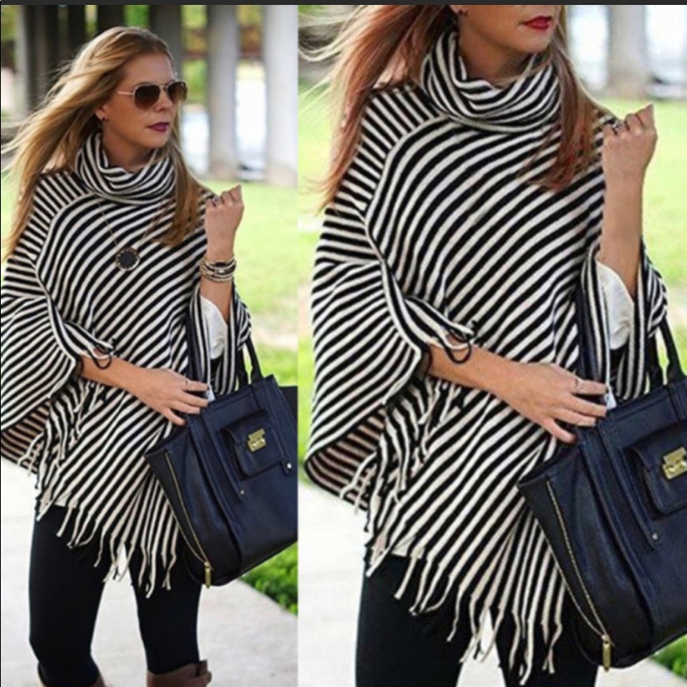 Classic Striped Poncho ⚡️only 1 left ⚡️ - Picture 2 of 4